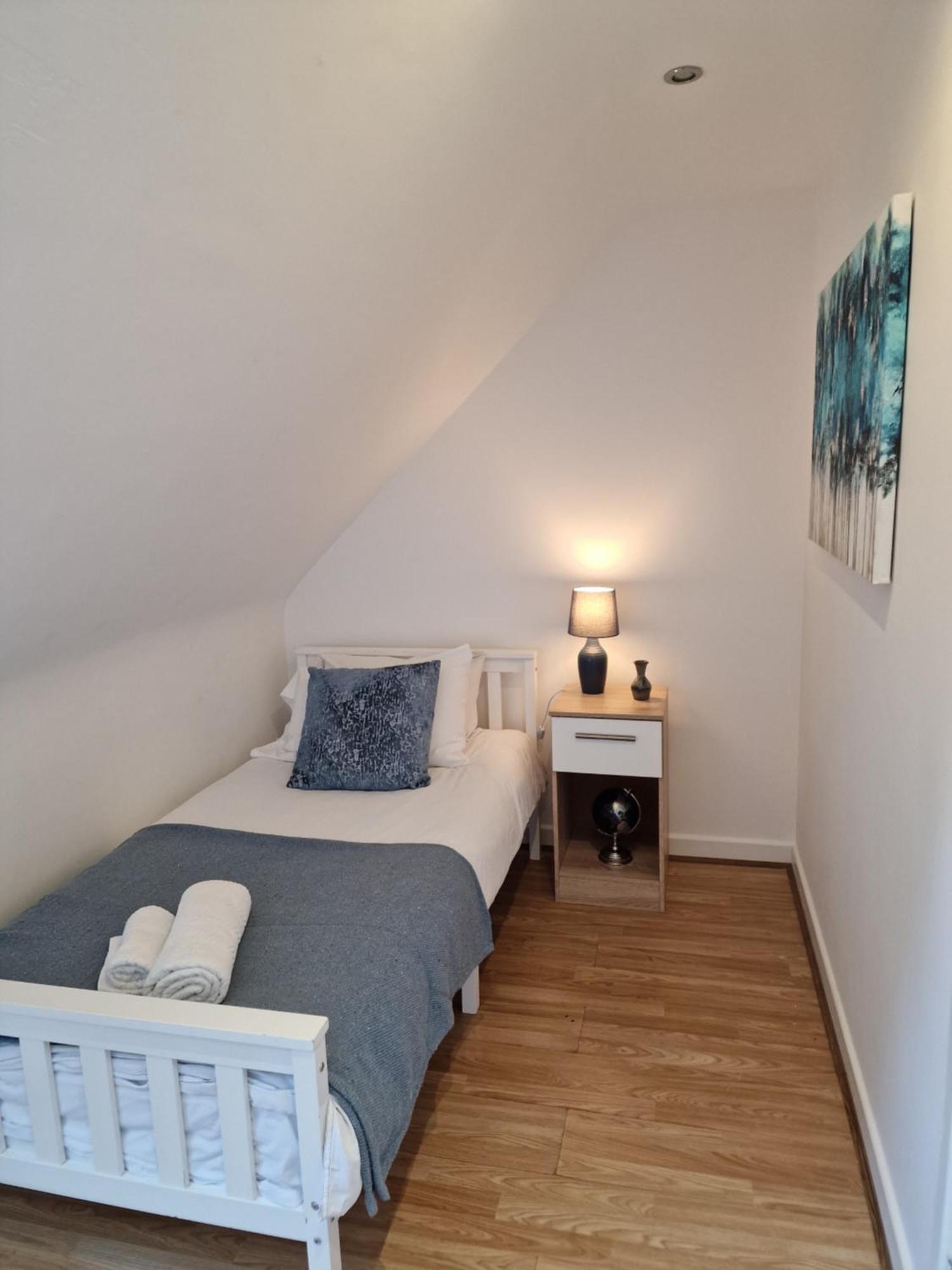 Вілла Large 4-Bed House For Up To 7 Guests W 2X Parking Оксфорд Екстер'єр фото